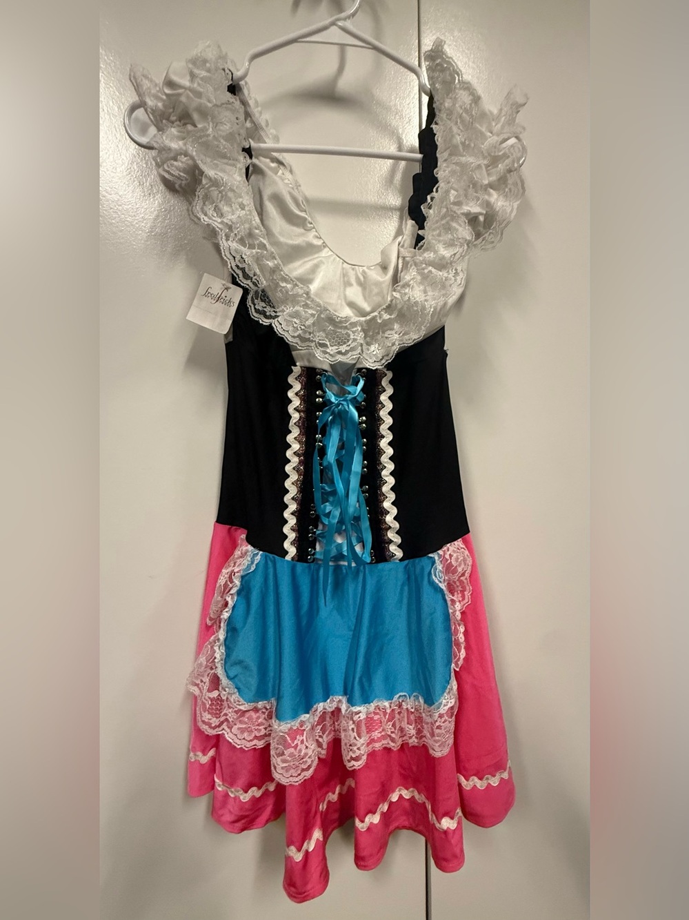 NWT Frederick's of Hollywood Oktoberfest German beer wench costume - sexy